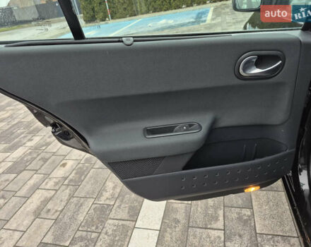 Черный Рено Меган, объемом двигателя 1.6 л и пробегом 215 тыс. км за 5499 $, фото 5 на Automoto.ua