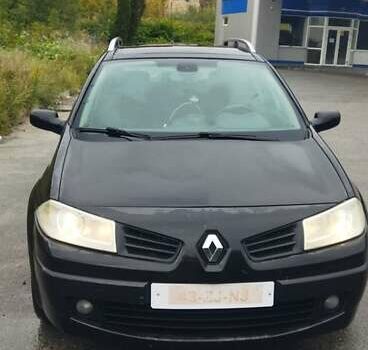 Черный Рено Меган, объемом двигателя 1.6 л и пробегом 263 тыс. км за 4700 $, фото 10 на Automoto.ua