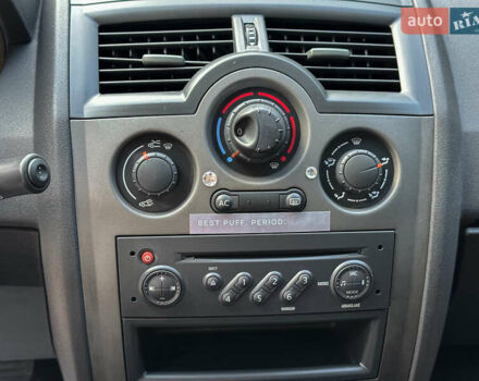 Черный Рено Меган, объемом двигателя 1.6 л и пробегом 203 тыс. км за 5500 $, фото 69 на Automoto.ua