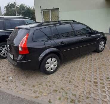 Рено Меган 2007 у Харкові на Automoto.ua Чорний Рено Меган, об'ємом двигуна 1.6 л та пробігом 245 тис. км за 5200 $, фото 4 на Automoto.ua