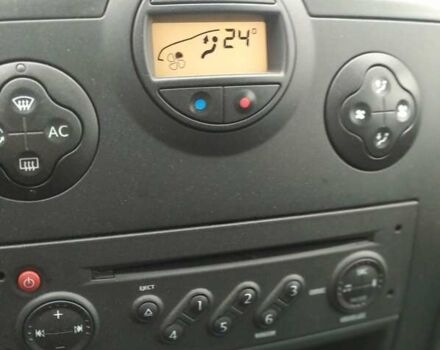 Чорний Рено Меган, об'ємом двигуна 1.6 л та пробігом 190 тис. км за 5200 $, фото 18 на Automoto.ua