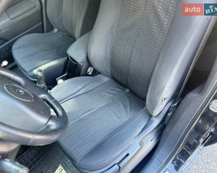 Чорний Рено Меган, об'ємом двигуна 1.6 л та пробігом 236 тис. км за 4900 $, фото 19 на Automoto.ua