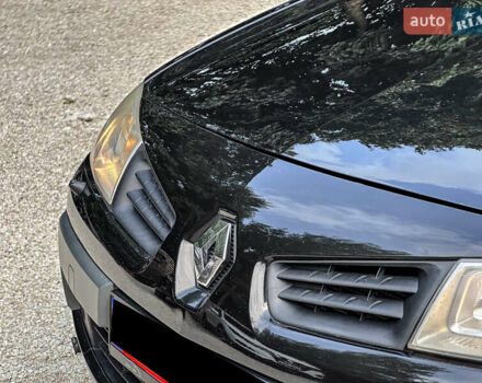 Черный Рено Меган, объемом двигателя 1.6 л и пробегом 203 тыс. км за 5500 $, фото 45 на Automoto.ua