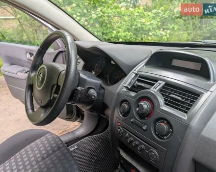 Рено Меган 2007 в Киеве на Automoto.ua Черный Рено Меган, объемом двигателя 1.5 л и пробегом 307 тыс. км за 4200 $, фото 7 на Automoto.ua
