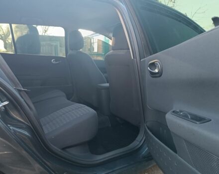 Черный Рено Меган, объемом двигателя 1.5 л и пробегом 298 тыс. км за 4600 $, фото 13 на Automoto.ua