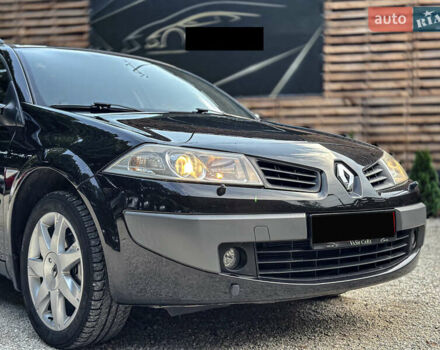 Черный Рено Меган, объемом двигателя 1.6 л и пробегом 203 тыс. км за 5500 $, фото 24 на Automoto.ua