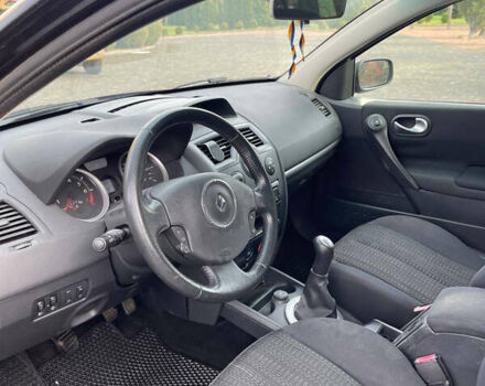 Черный Рено Меган, объемом двигателя 1.6 л и пробегом 235 тыс. км за 4200 $, фото 13 на Automoto.ua