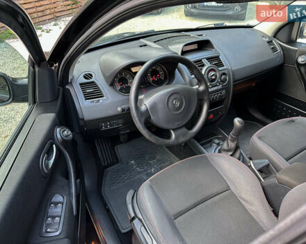 Черный Рено Меган, объемом двигателя 1.6 л и пробегом 203 тыс. км за 5500 $, фото 59 на Automoto.ua