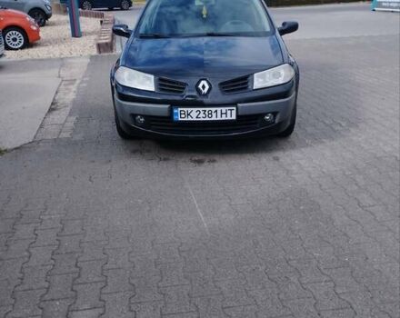 Чорний Рено Меган, об'ємом двигуна 2 л та пробігом 200 тис. км за 5450 $, фото 1 на Automoto.ua