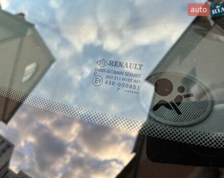 Рено Меган 2007 в Луцке на Automoto.ua Черный Рено Меган, объемом двигателя 1.6 л и пробегом 134 тыс. км за 5599 $, фото 4 на Automoto.ua
