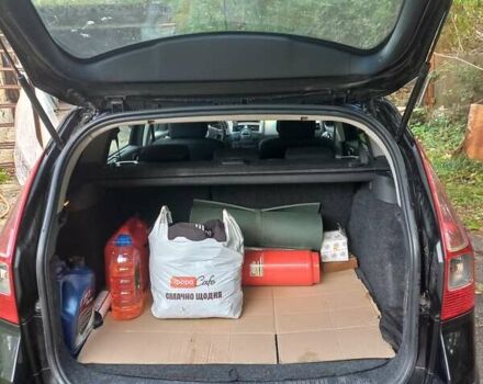 Черный Рено Меган, объемом двигателя 1.6 л и пробегом 213 тыс. км за 6400 $, фото 4 на Automoto.ua