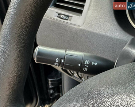 Черный Рено Меган, объемом двигателя 1.6 л и пробегом 203 тыс. км за 5500 $, фото 73 на Automoto.ua