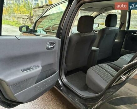 Рено Меган 2007 в Луцке на Automoto.ua Черный Рено Меган, объемом двигателя 1.6 л и пробегом 134 тыс. км за 5599 $, фото 17 на Automoto.ua