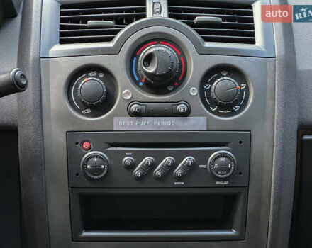 Черный Рено Меган, объемом двигателя 1.6 л и пробегом 203 тыс. км за 5500 $, фото 87 на Automoto.ua