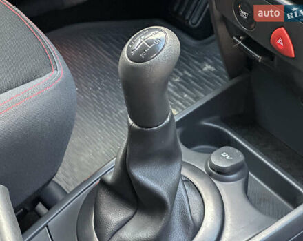 Черный Рено Меган, объемом двигателя 1.6 л и пробегом 203 тыс. км за 5500 $, фото 108 на Automoto.ua