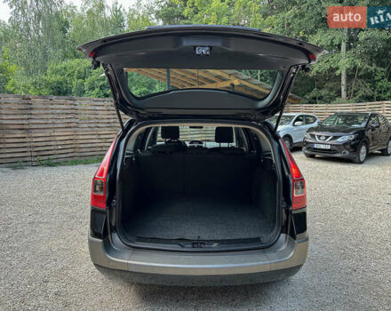 Черный Рено Меган, объемом двигателя 1.6 л и пробегом 203 тыс. км за 5500 $, фото 91 на Automoto.ua