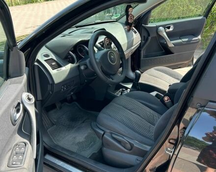 Чорний Рено Меган, об'ємом двигуна 1.6 л та пробігом 210 тис. км за 3500 $, фото 4 на Automoto.ua