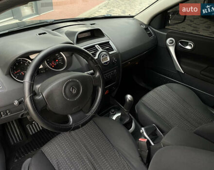 Черный Рено Меган, объемом двигателя 1.6 л и пробегом 220 тыс. км за 4499 $, фото 21 на Automoto.ua