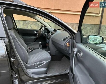 Рено Меган 2007 в Луцке на Automoto.ua Черный Рено Меган, объемом двигателя 1.6 л и пробегом 134 тыс. км за 5599 $, фото 8 на Automoto.ua