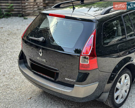 Черный Рено Меган, объемом двигателя 1.6 л и пробегом 203 тыс. км за 5500 $, фото 41 на Automoto.ua
