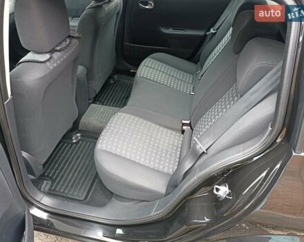 Черный Рено Меган, объемом двигателя 1.6 л и пробегом 181 тыс. км за 5550 $, фото 4 на Automoto.ua