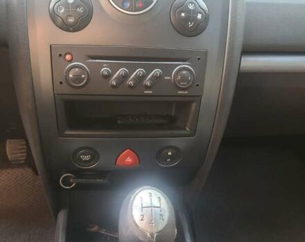 Черный Рено Меган, объемом двигателя 1.6 л и пробегом 223 тыс. км за 6000 $, фото 9 на Automoto.ua