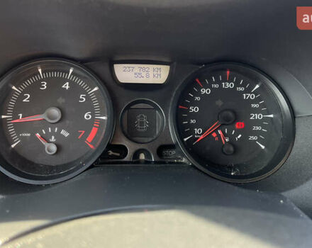 Черный Рено Меган, объемом двигателя 1.6 л и пробегом 237 тыс. км за 4700 $, фото 18 на Automoto.ua