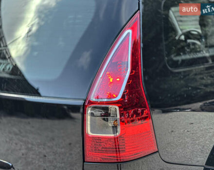 Черный Рено Меган, объемом двигателя 1.6 л и пробегом 203 тыс. км за 5500 $, фото 53 на Automoto.ua