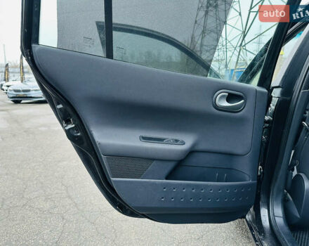 Черный Рено Меган, объемом двигателя 1.6 л и пробегом 240 тыс. км за 5100 $, фото 16 на Automoto.ua