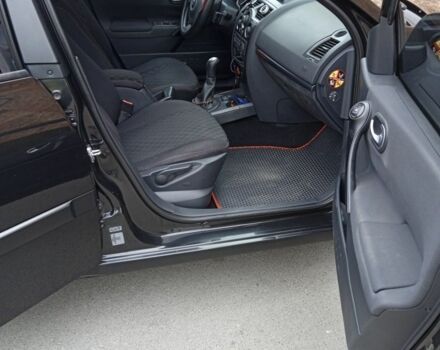 Черный Рено Меган, объемом двигателя 1.6 л и пробегом 185 тыс. км за 5300 $, фото 15 на Automoto.ua