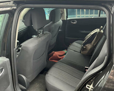 Черный Рено Меган, объемом двигателя 2 л и пробегом 240 тыс. км за 6300 $, фото 9 на Automoto.ua