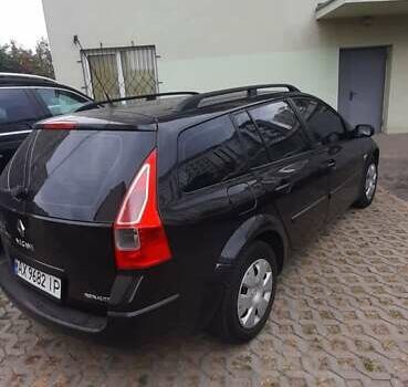 Рено Меган 2007 у Харкові на Automoto.ua Чорний Рено Меган, об'ємом двигуна 1.6 л та пробігом 245 тис. км за 5200 $, фото 3 на Automoto.ua