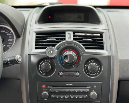 Черный Рено Меган, объемом двигателя 1.9 л и пробегом 196 тыс. км за 4999 $, фото 21 на Automoto.ua