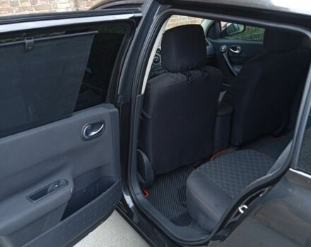 Черный Рено Меган, объемом двигателя 1.6 л и пробегом 185 тыс. км за 5300 $, фото 16 на Automoto.ua