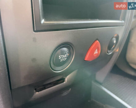 Чорний Рено Меган, об'ємом двигуна 1.46 л та пробігом 220 тис. км за 4799 $, фото 17 на Automoto.ua