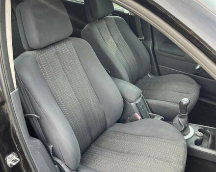 Черный Рено Меган, объемом двигателя 1.6 л и пробегом 235 тыс. км за 4200 $, фото 14 на Automoto.ua