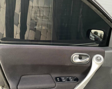 Черный Рено Меган, объемом двигателя 1.6 л и пробегом 220 тыс. км за 4499 $, фото 17 на Automoto.ua