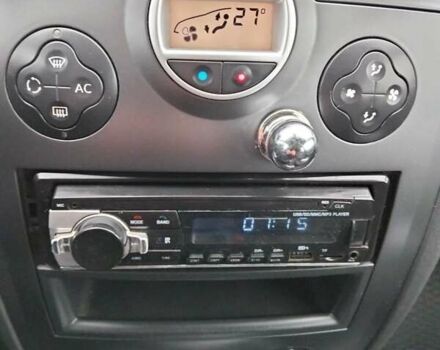 Чорний Рено Меган, об'ємом двигуна 2 л та пробігом 260 тис. км за 5200 $, фото 12 на Automoto.ua