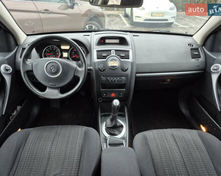 Черный Рено Меган, объемом двигателя 1.6 л и пробегом 215 тыс. км за 5499 $, фото 27 на Automoto.ua