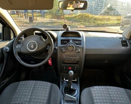 Черный Рено Меган, объемом двигателя 1.6 л и пробегом 264 тыс. км за 5300 $, фото 2 на Automoto.ua