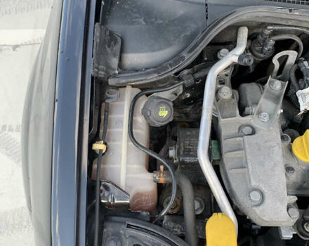 Рено Меган 2008 в Киеве на Automoto.ua Черный Рено Меган, объемом двигателя 2 л и пробегом 145 тыс. км за 7100 $, фото 34 на Automoto.ua