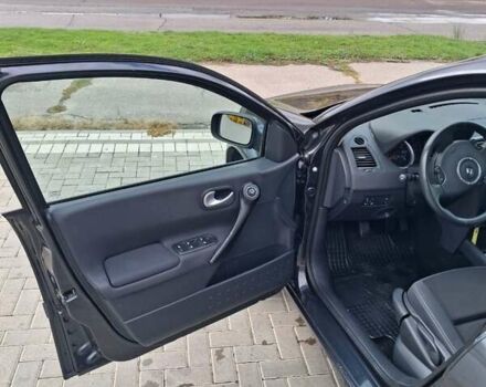 Рено Меган 2008 у Кропивницькому (Кіровограді) на Automoto.ua Чорний Рено Меган, об'ємом двигуна 1.6 л та пробігом 227 тис. км за 6200 $, фото 11 на Automoto.ua