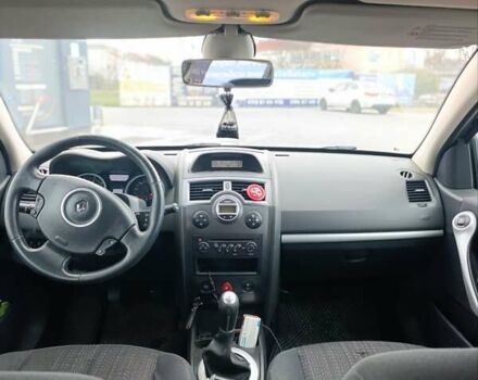 Черный Рено Меган, объемом двигателя 1.6 л и пробегом 300 тыс. км за 4700 $, фото 8 на Automoto.ua