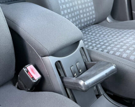 Черный Рено Меган, объемом двигателя 1.6 л и пробегом 210 тыс. км за 5950 $, фото 26 на Automoto.ua