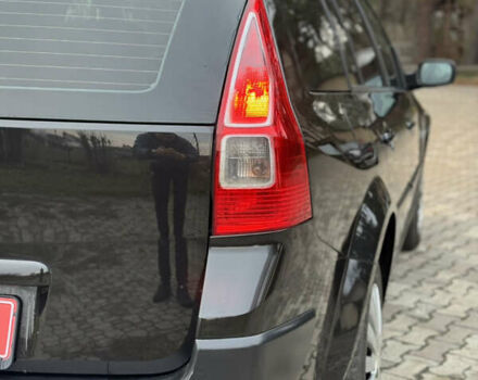 Чорний Рено Меган, об'ємом двигуна 1.6 л та пробігом 222 тис. км за 5450 $, фото 12 на Automoto.ua