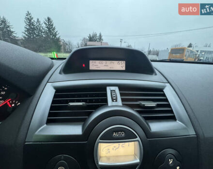 Чорний Рено Меган, об'ємом двигуна 1.6 л та пробігом 234 тис. км за 6500 $, фото 57 на Automoto.ua