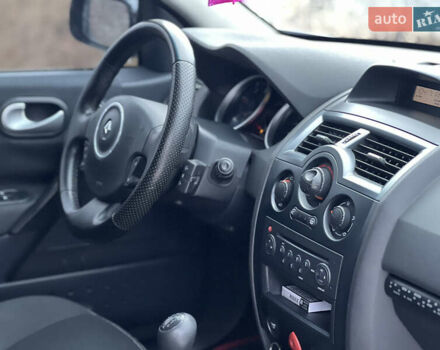 Чорний Рено Меган, об'ємом двигуна 1.5 л та пробігом 261 тис. км за 3950 $, фото 30 на Automoto.ua