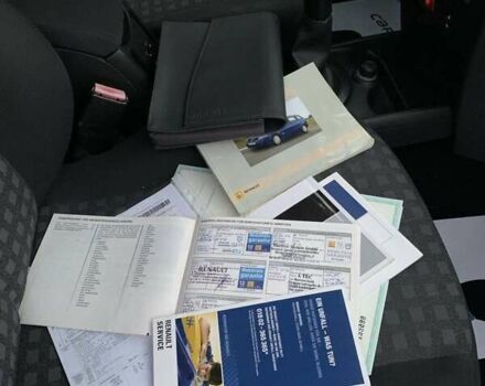 Чорний Рено Меган, об'ємом двигуна 1.6 л та пробігом 185 тис. км за 6199 $, фото 127 на Automoto.ua