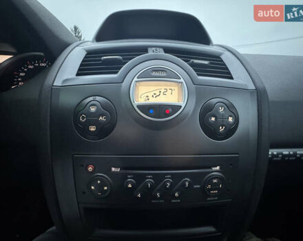 Чорний Рено Меган, об'ємом двигуна 1.6 л та пробігом 234 тис. км за 6500 $, фото 56 на Automoto.ua