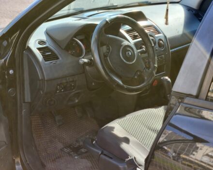 Черный Рено Меган, объемом двигателя 1.5 л и пробегом 350 тыс. км за 4700 $, фото 6 на Automoto.ua